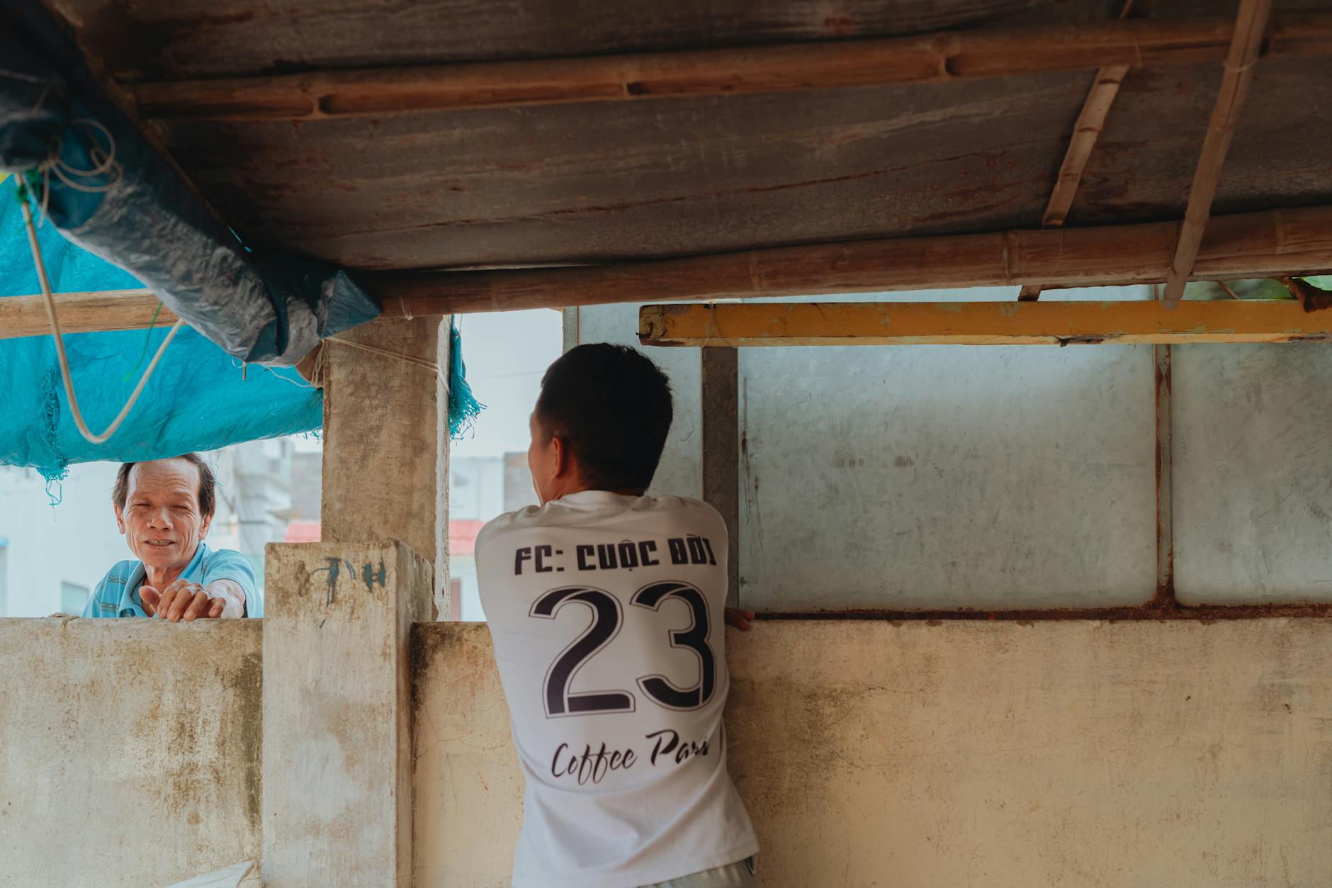 Tình huống trận đấu có đội mạnh chấp đội yếu 1 bàn