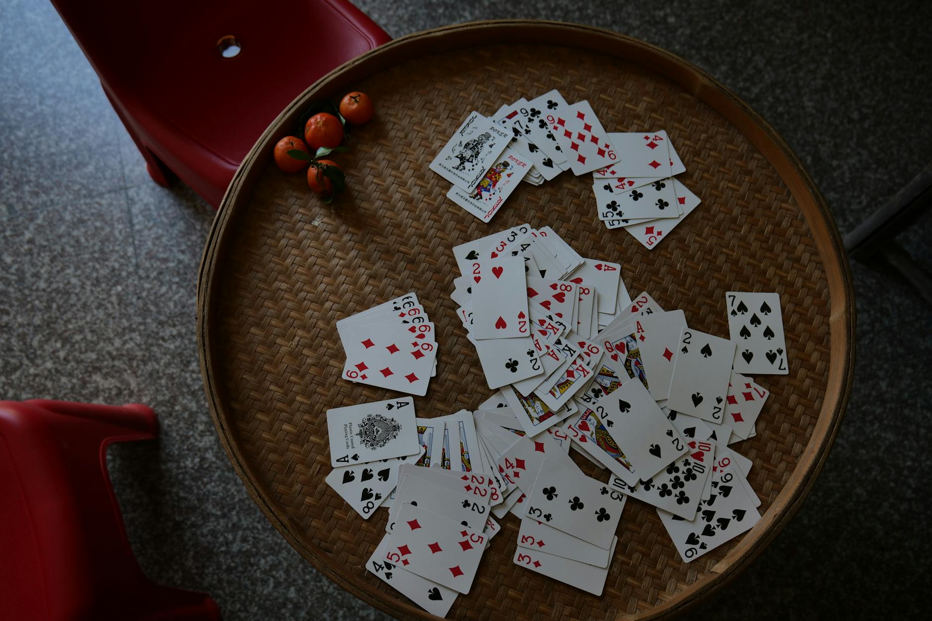 Các tổ hợp bài cơ bản trong tiến lên như đôi, sảnh và tứ quý